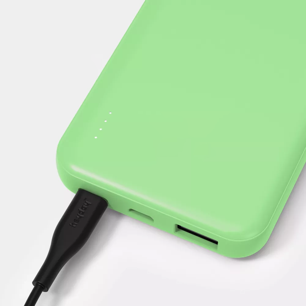 Compact Mid-Capacity Portable Charger With Triple Port Layout Supporting Dual-Device Concurrent Charging